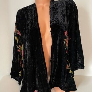 Torrid Black Velvet Floral kimono style jacket